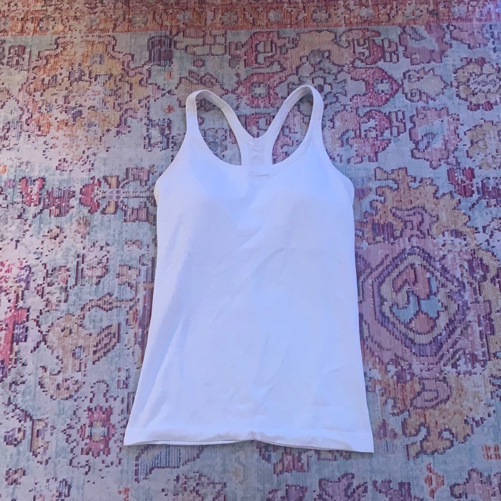 Ebb to Street Shelf Bra Tank Top *Light Support